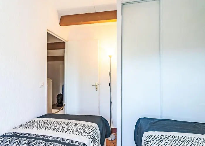 Le Hameau De By Interhome Ferienhaus Gassin