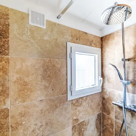 בית נופש Le Hameau De By Interhome גאסה
