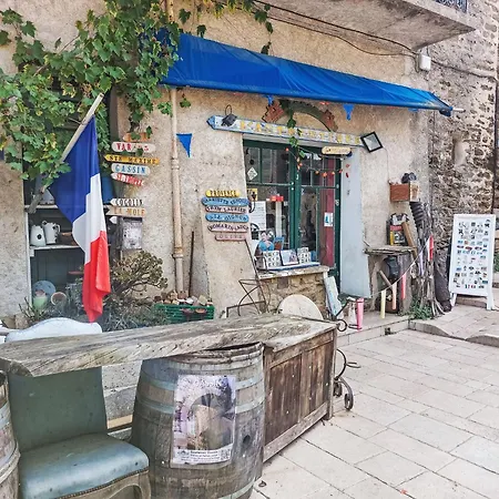 Le Hameau De By Interhome בית נופש גאסה